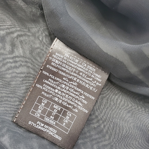 Guess Size Medium Layered Cami Tank Top Black New - Picture 6 of 6